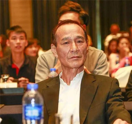 东兴骆驼陈惠敏身患肺癌病床上虚弱至极曾与李小龙齐名
