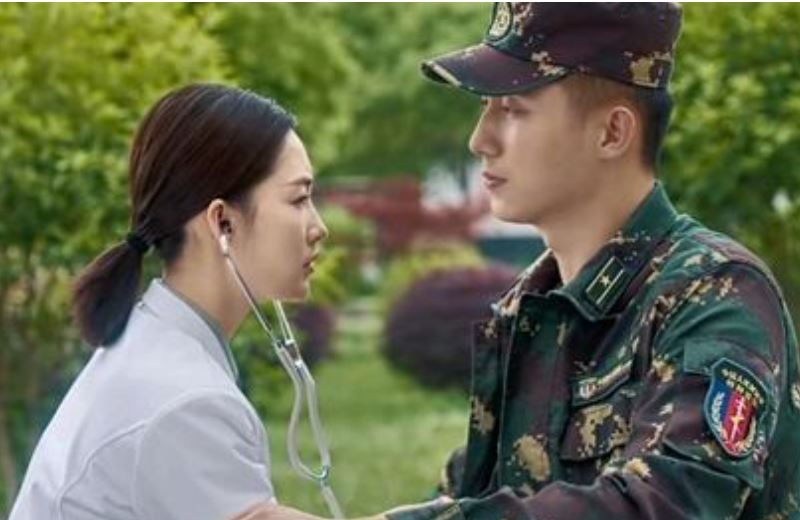 爱上特种兵梁牧泽什么时候发现监听设备梁牧泽和卓然有什么仇