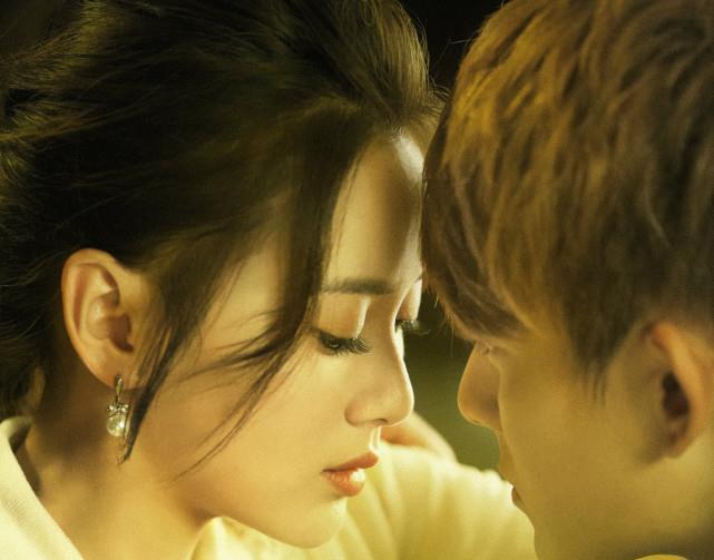 陈翔江铠同若干同框照曝光戏里戏外相处超融洽